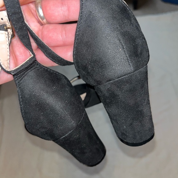 Cherish Elegant Footwear Strappy Chunky Block Heel Heeled Sandal - Picture 6 of 8